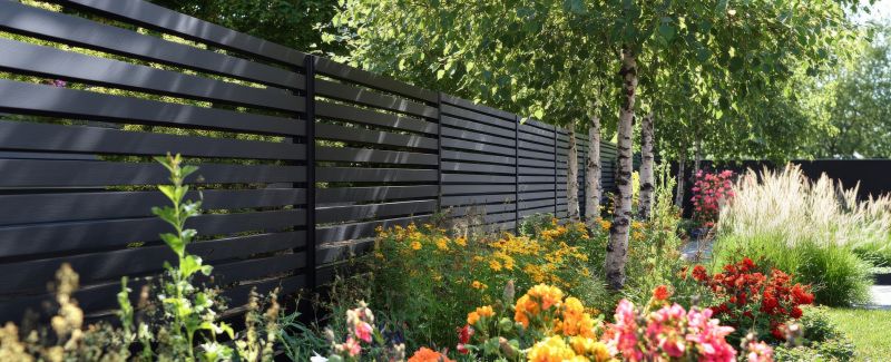 Aluminum Fence Painting