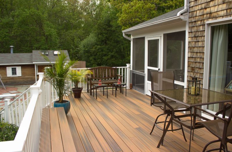 Composite Deck Painting